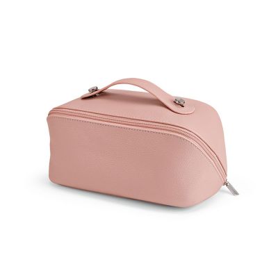 MACAO - Toiletry Bag recycled Leather