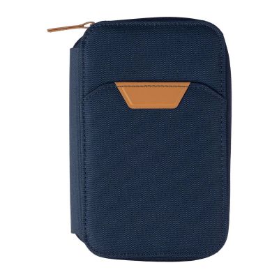 SUSANNE - rPET travel wallet 